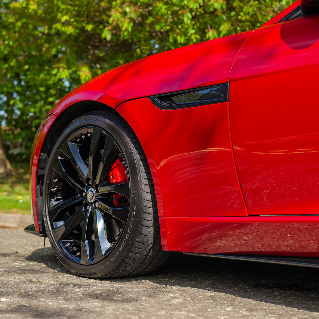 2024 Automatic Jaguar F type R-DYNAMIC
