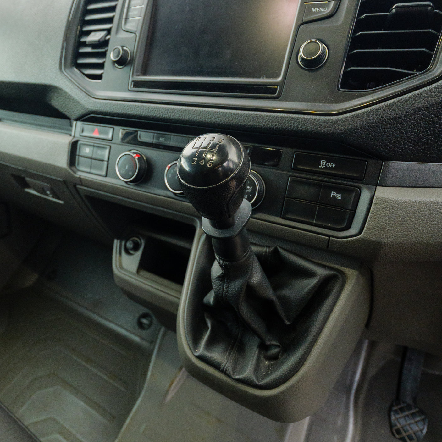 Jasper - Stunning 4 berth Custom Campervan + £5000 cash