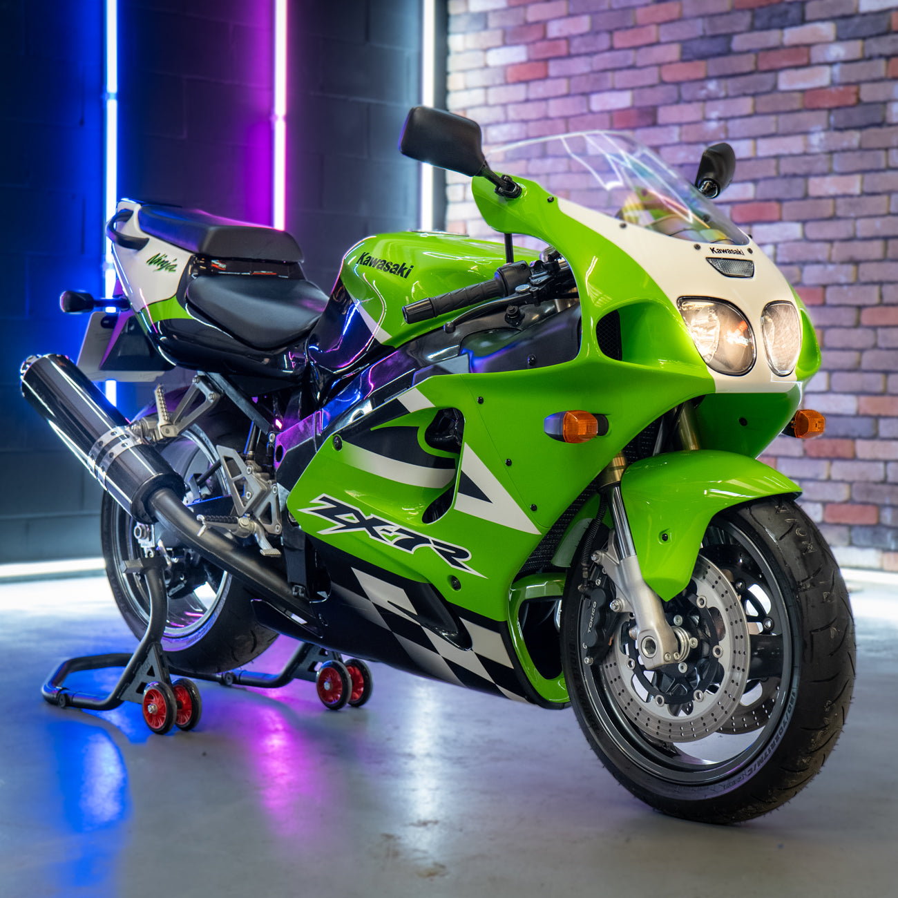 Immaculate 2003 Kawasaki ZX-7R – The Giveaway Guys