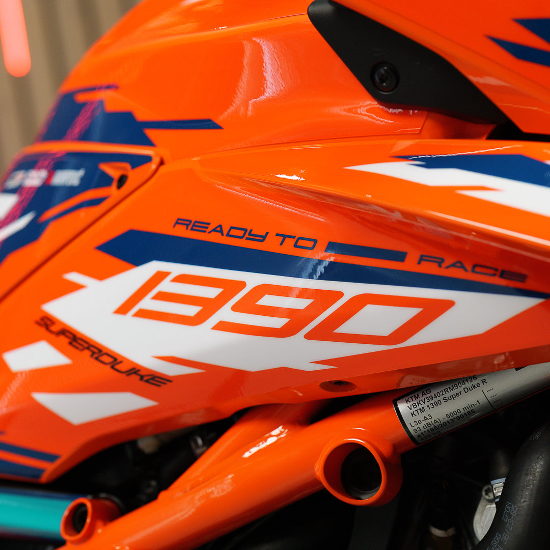 CUSTOM 2025 KTM 1390 DUKE EVO R