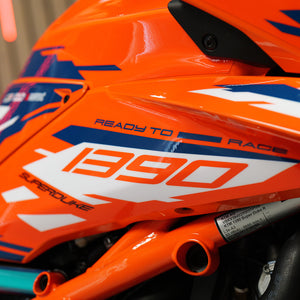 CUSTOM 2025 KTM 1390 DUKE EVO R