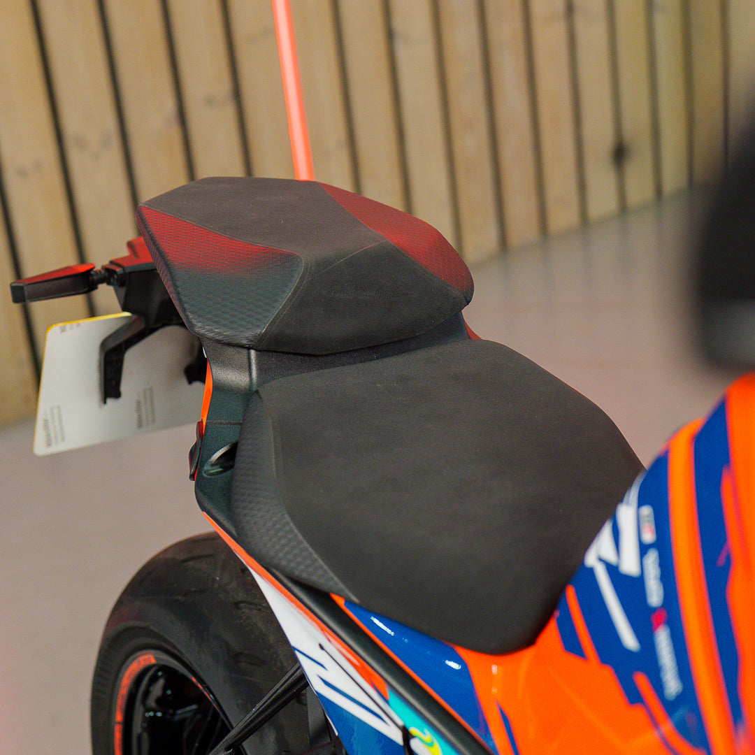 CUSTOM 2025 KTM 1390 DUKE EVO R