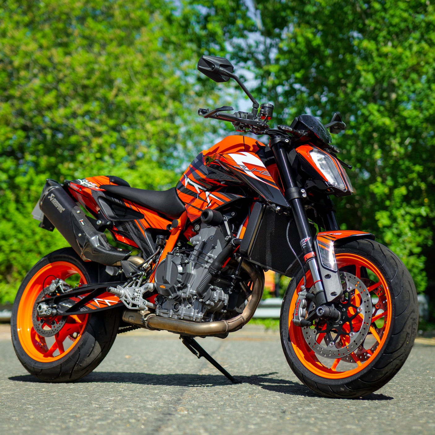 Custom 2022 KTM 890 Superduke + £500
