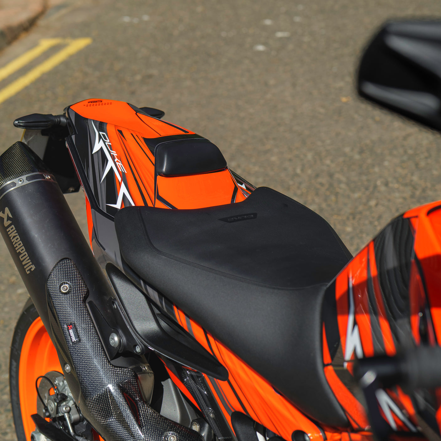 Custom 2022 KTM 890 Superduke + £500