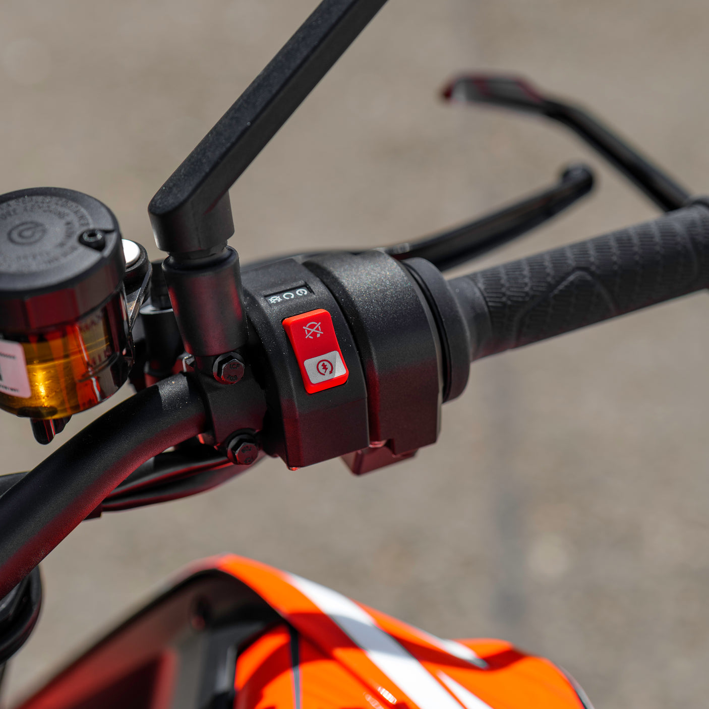 Custom 2022 KTM 890 Superduke + £500