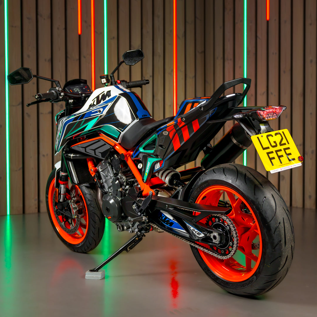 2021 KTM 890 Duke