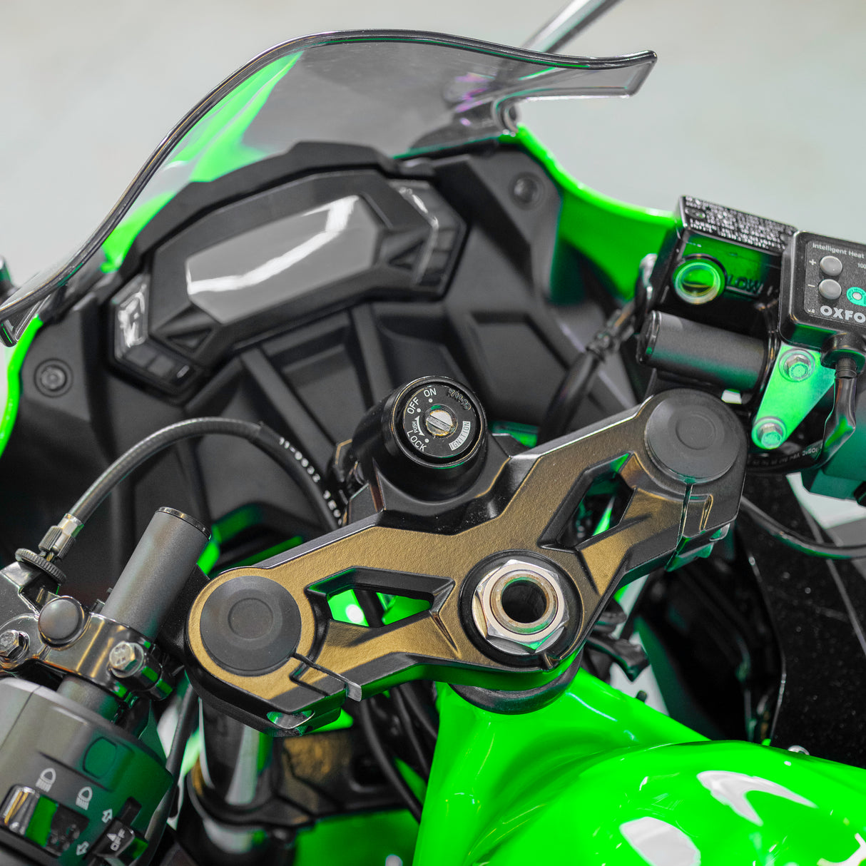 2023 Kawasaki 125 + CBT & Protective Gear