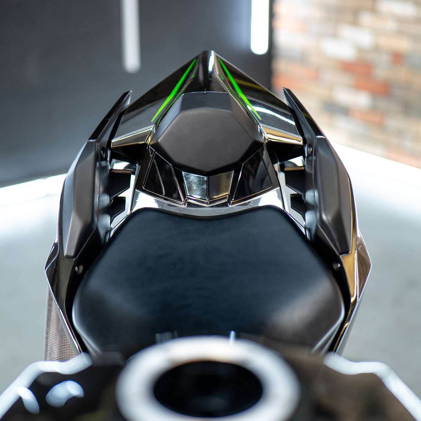 Supercharged Kawasaki H2 + £2000 cash