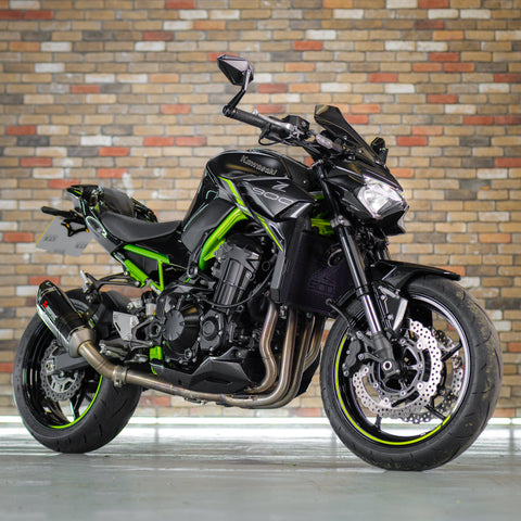FAST FRIDAY: INSANE KAWASAKI Z900 + £1000