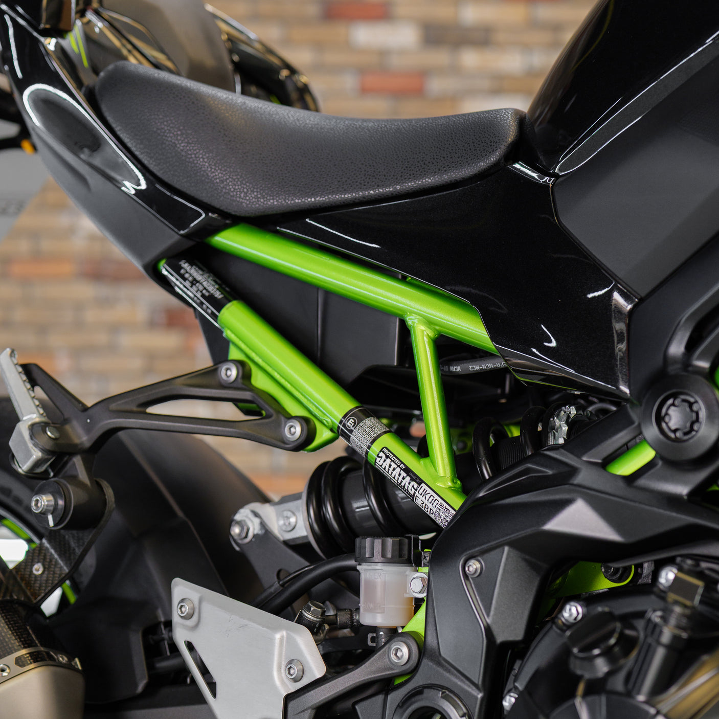 FAST FRIDAY: INSANE KAWASAKI Z900 + £1000