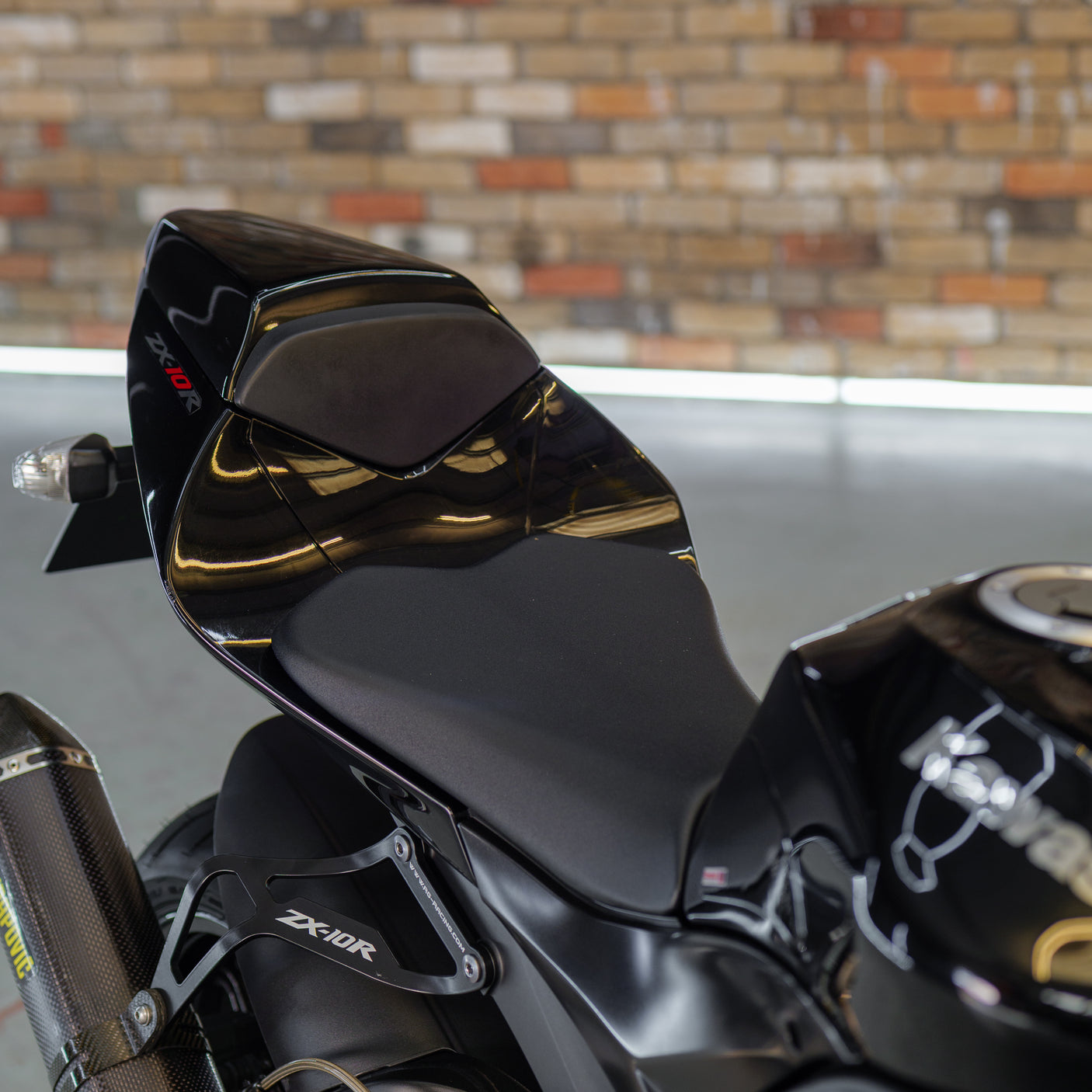 FAST FRIDAY: INSANE KAWASAKI ZX-10R