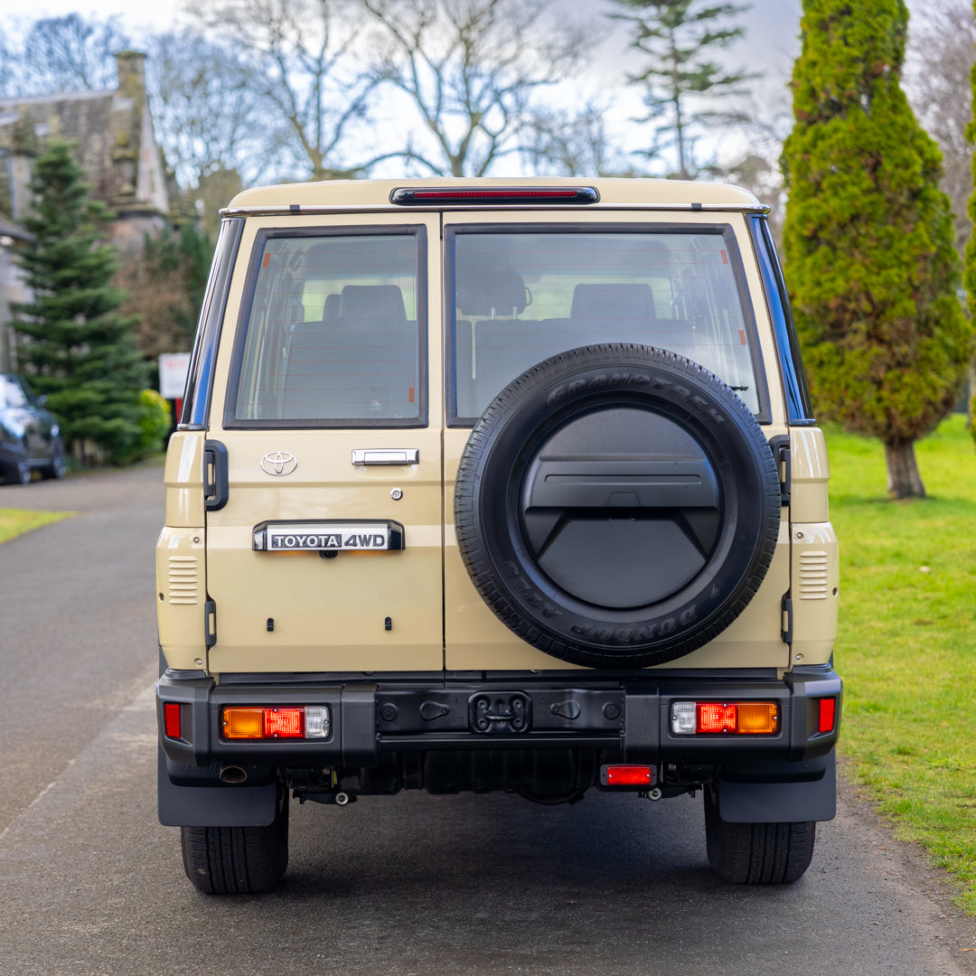 BRAND NEW Toyota Land Cruiser