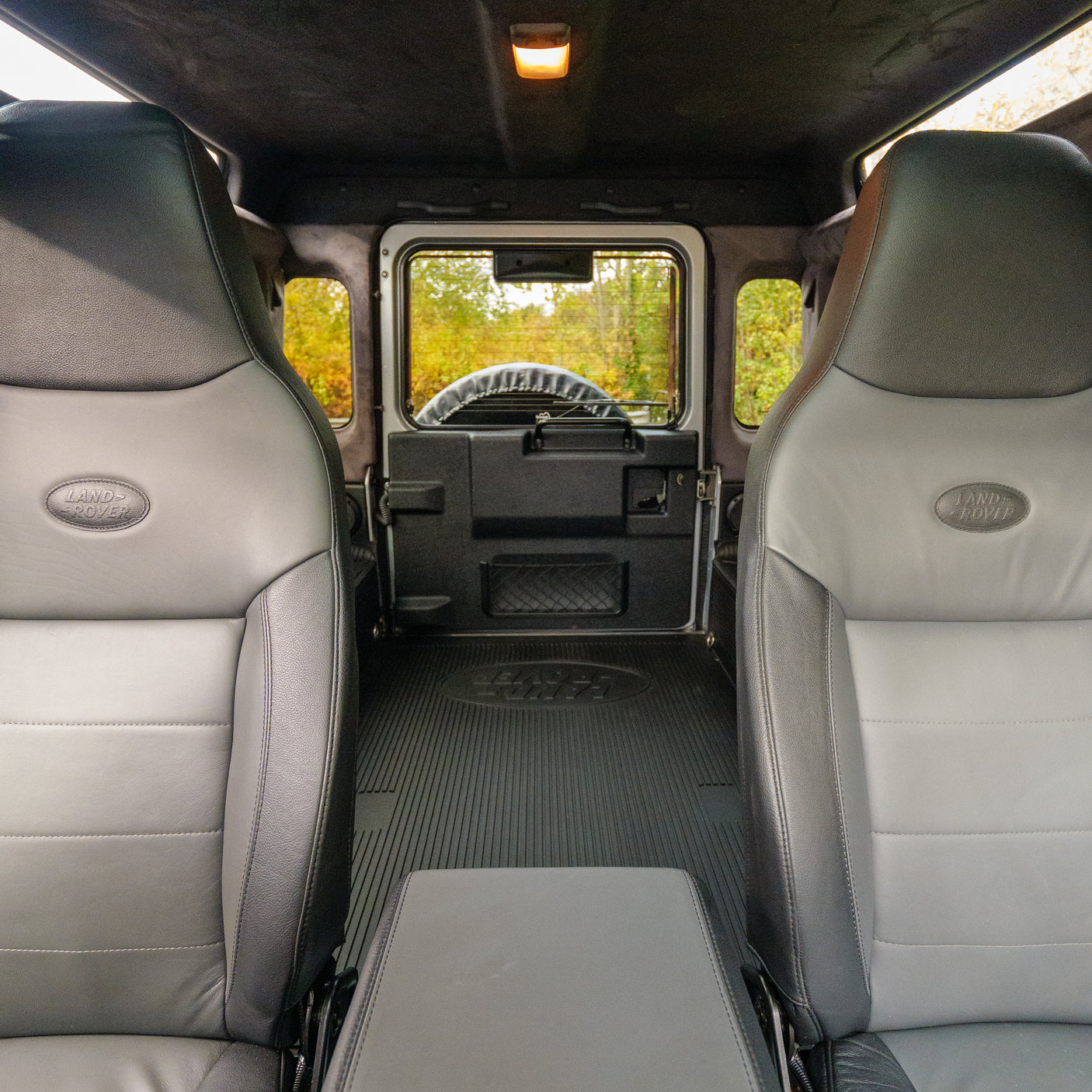 Immaculate 2015 Land Rover Defender XS