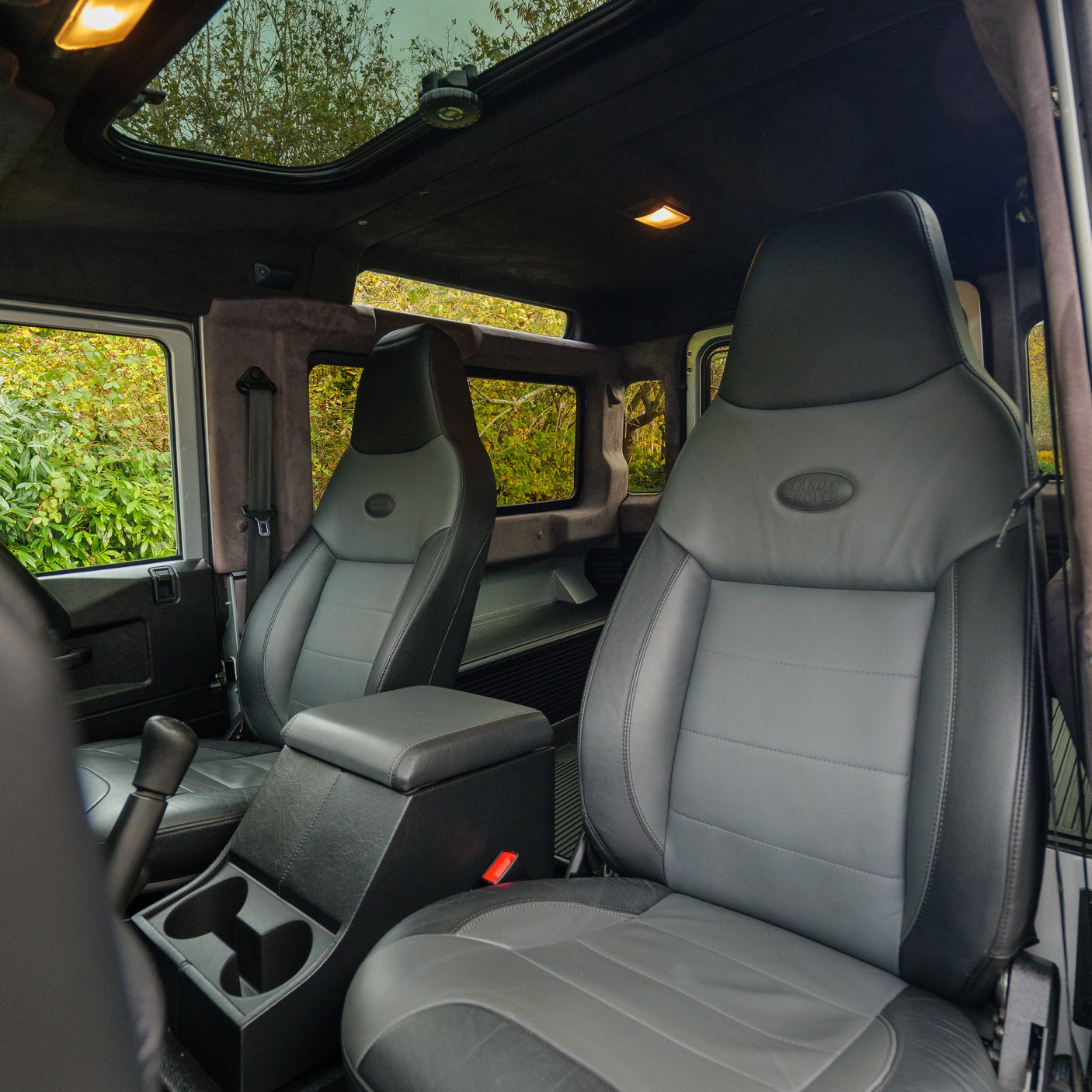 Immaculate 2015 Land Rover Defender XS