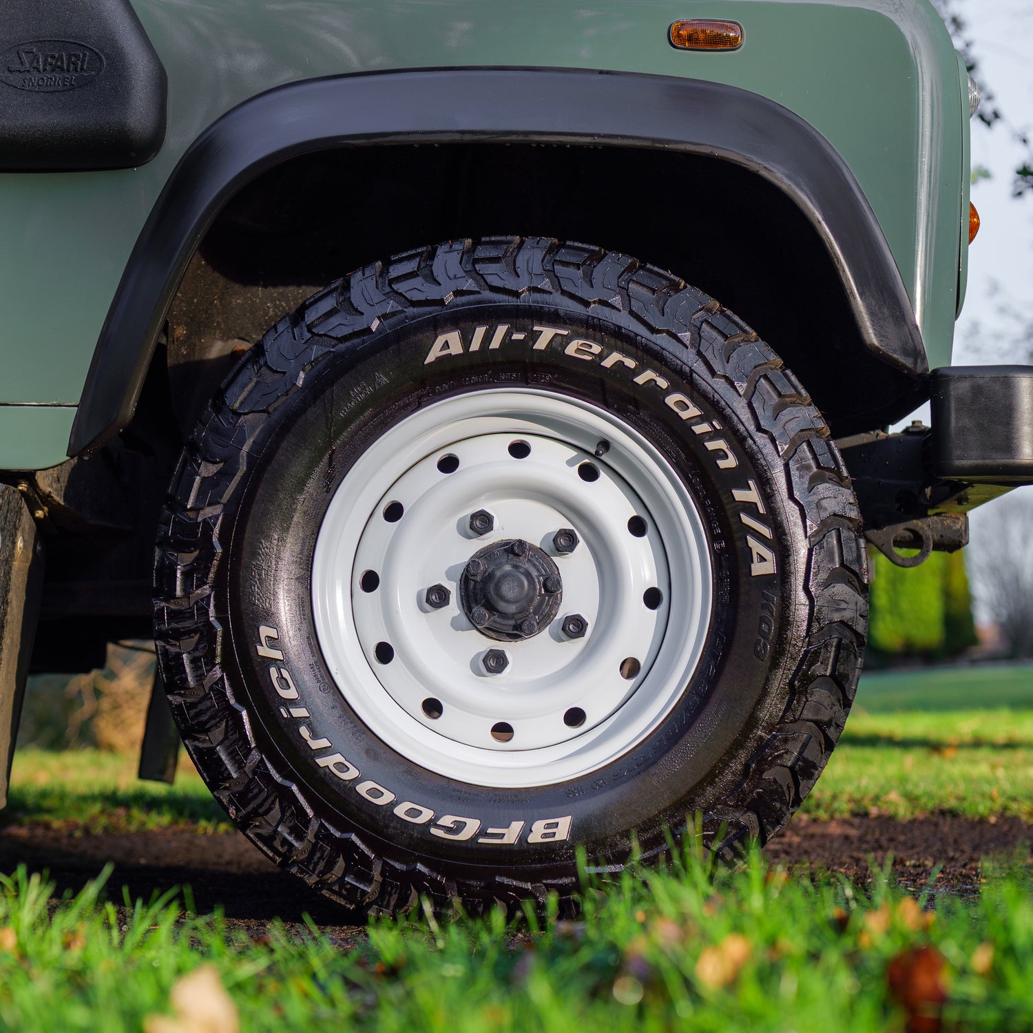 Lisa - Custom Land Rover Defender Campervan