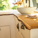 Lucy: Automatic Off-Grid 4 berth Campervan