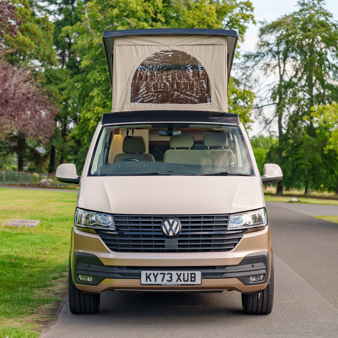 Lucy: Automatic Off-Grid 4 berth Campervan