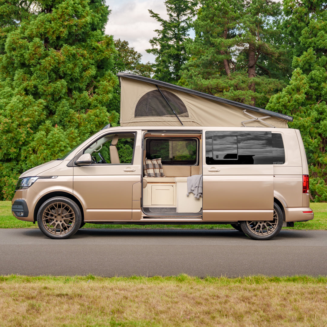 Lucy: Automatic Off-Grid 4 berth Campervan