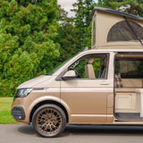 Lucy: Automatic Off-Grid 4 berth Campervan
