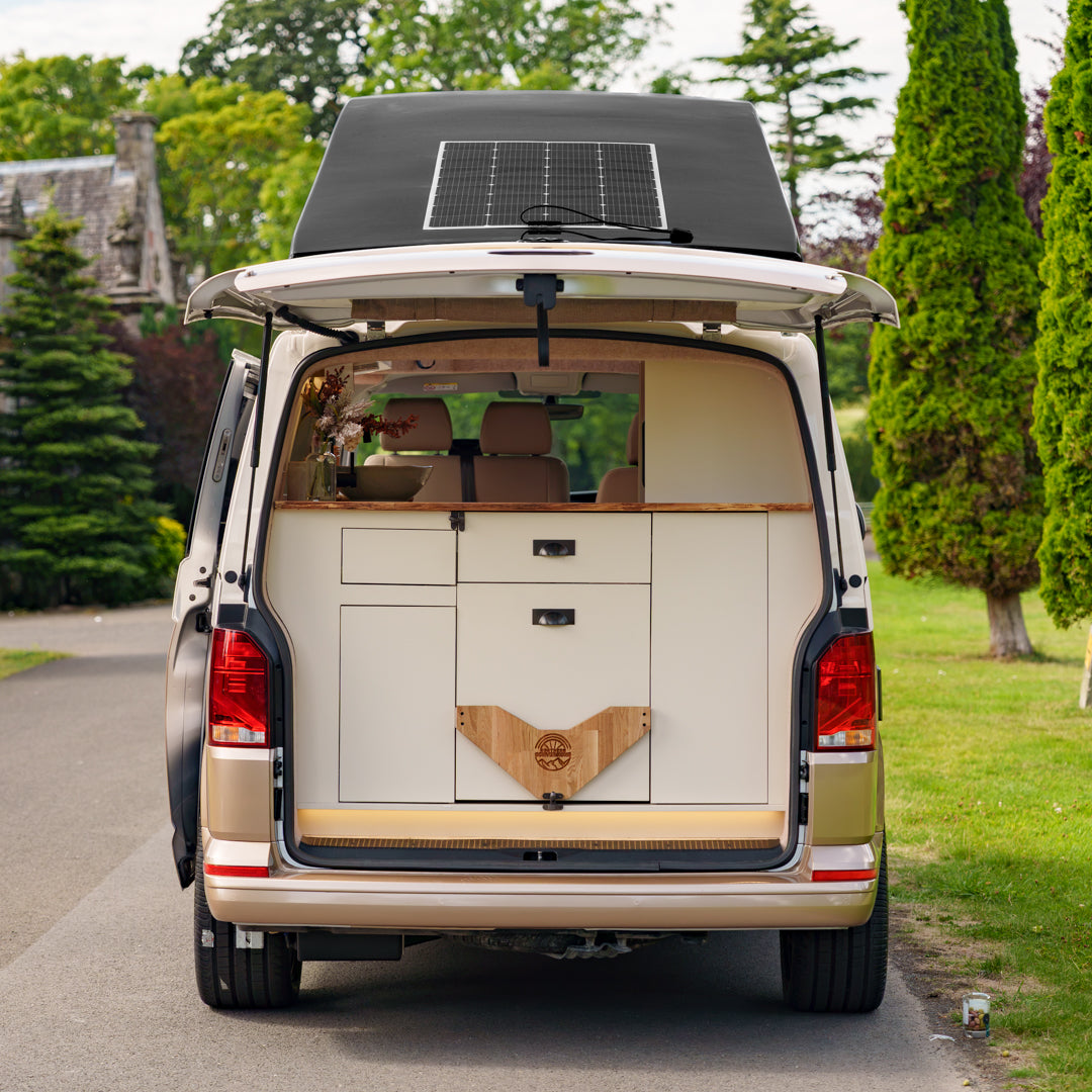 Lucy: Automatic Off-Grid 4 berth Campervan