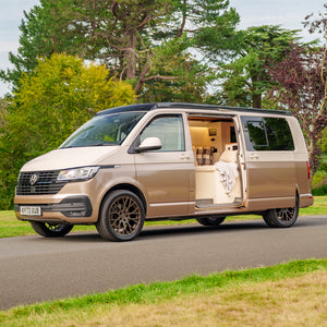 Lucy: Automatic Off-Grid 4 berth Campervan