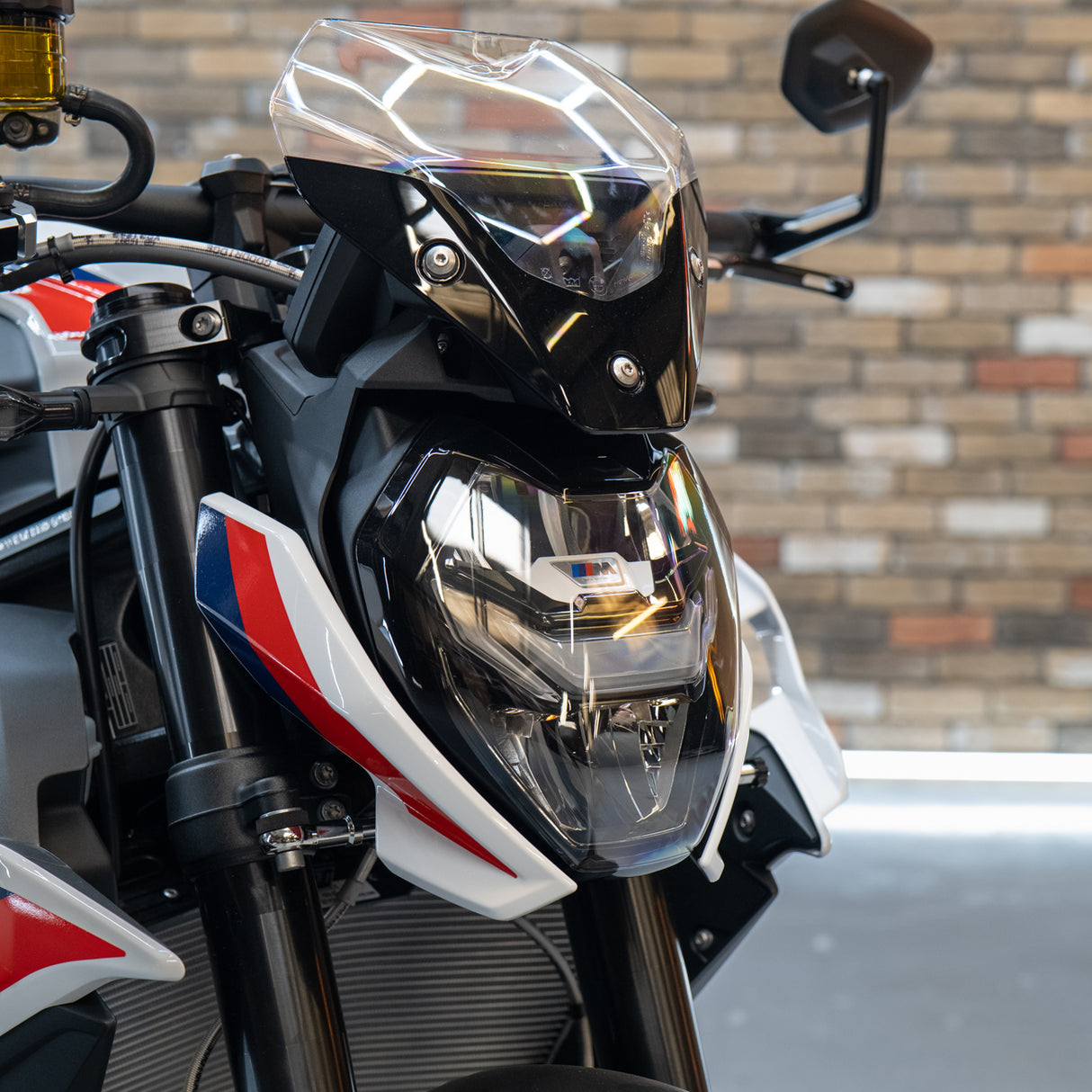 BRAND NEW 2023 BMW M1000R + £1000