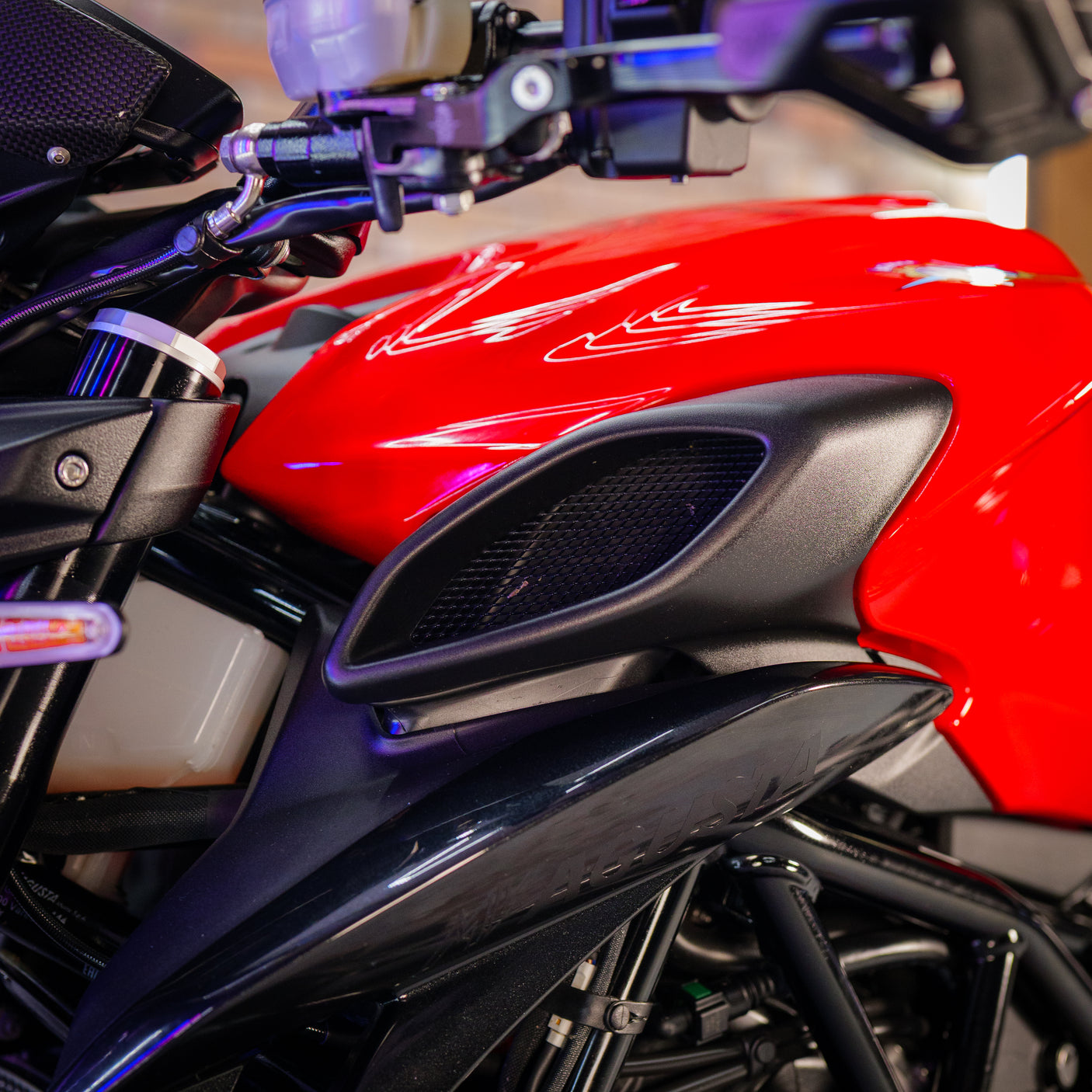 2021 MV AGUSTA BRUTALE 800 DRAGSTER ROSSO