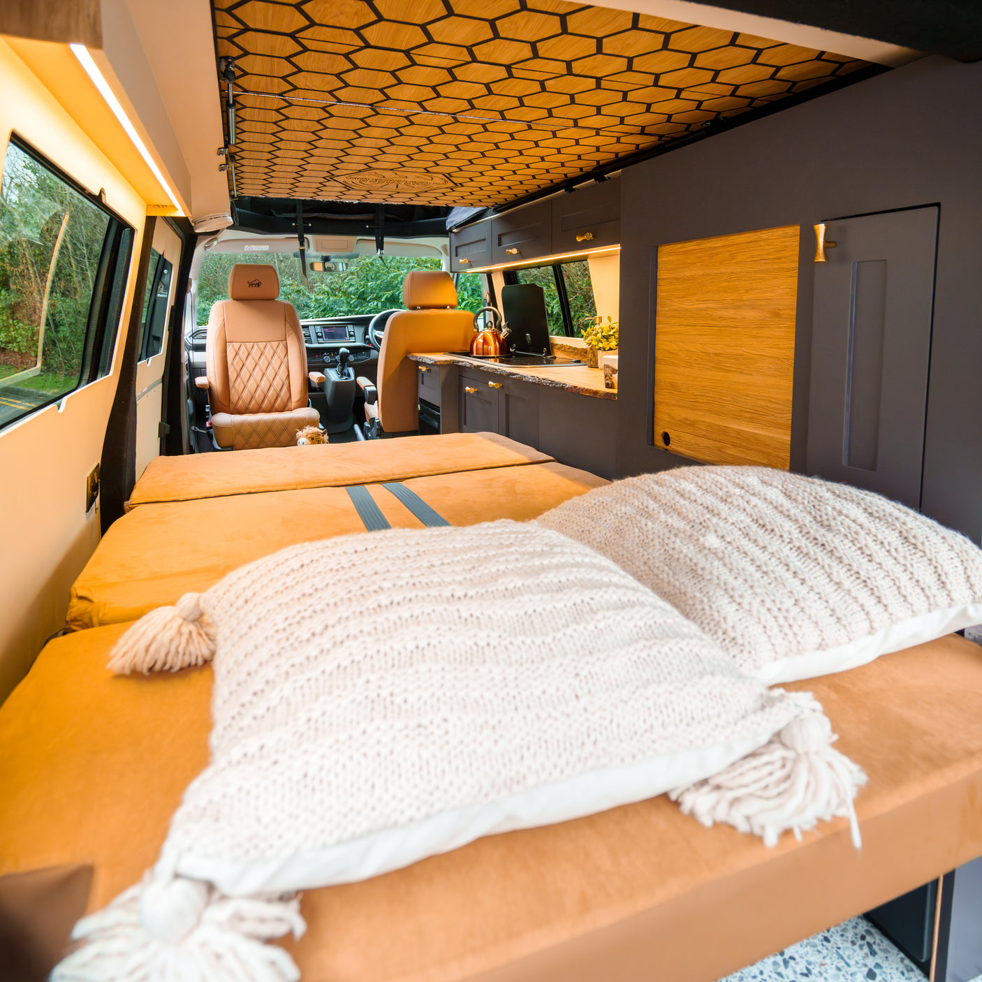 Natalie: Automatic 4 berth Campervan