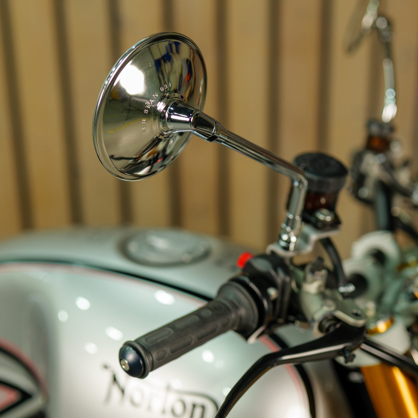 Stunning 2025 Norton Commando 961 SF