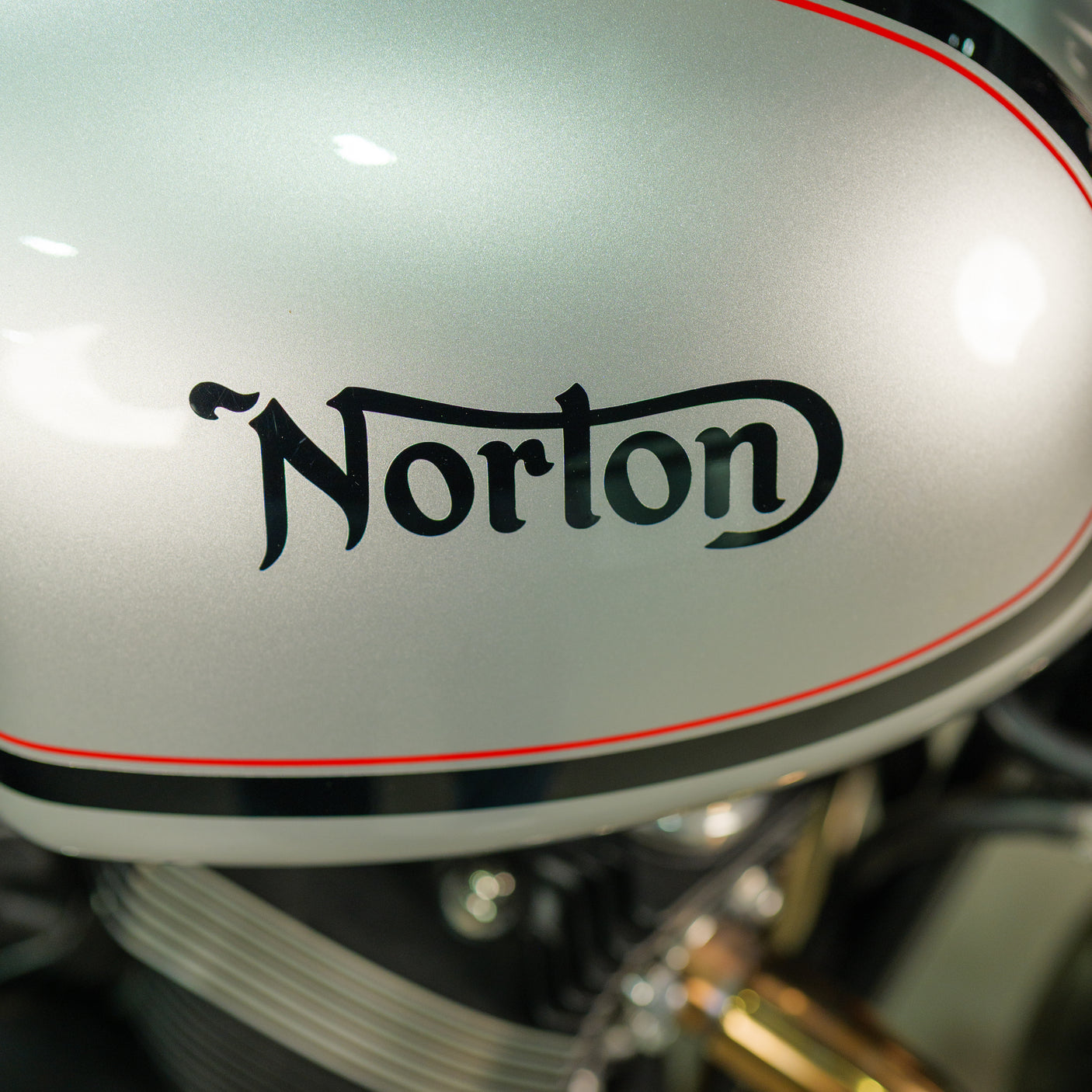 Stunning 2025 Norton Commando 961 SF