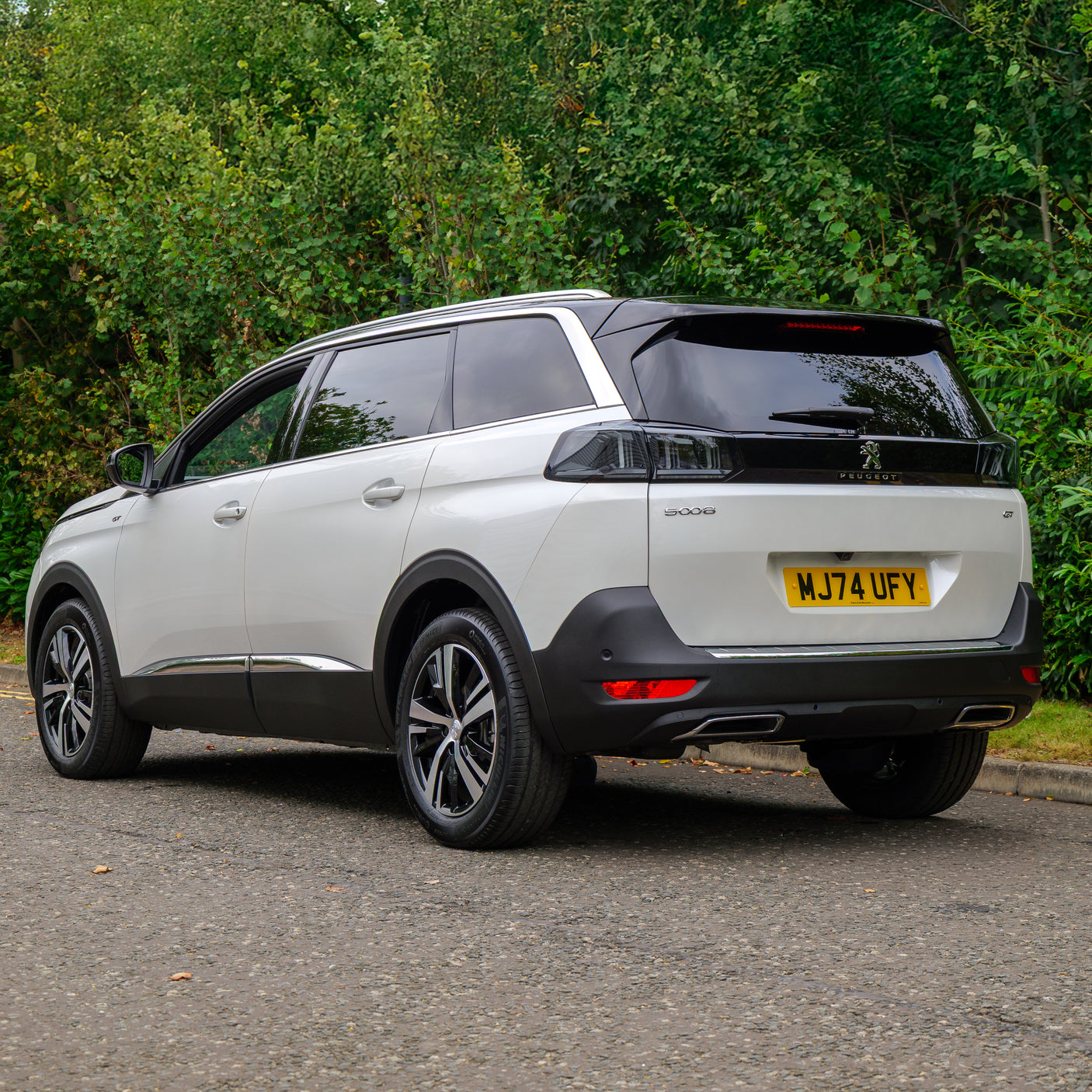 2024 Peugeot 5008 - 7 seater SUV + £2000 cash