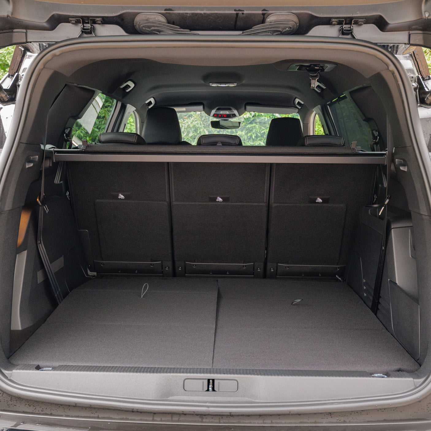 2024 Peugeot 5008 - 7 seater SUV + £2000 cash