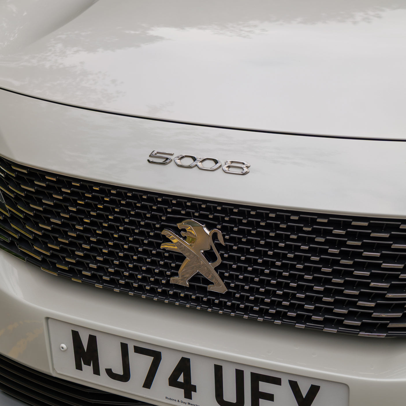 2024 Peugeot 5008 - 7 seater SUV + £2000 cash