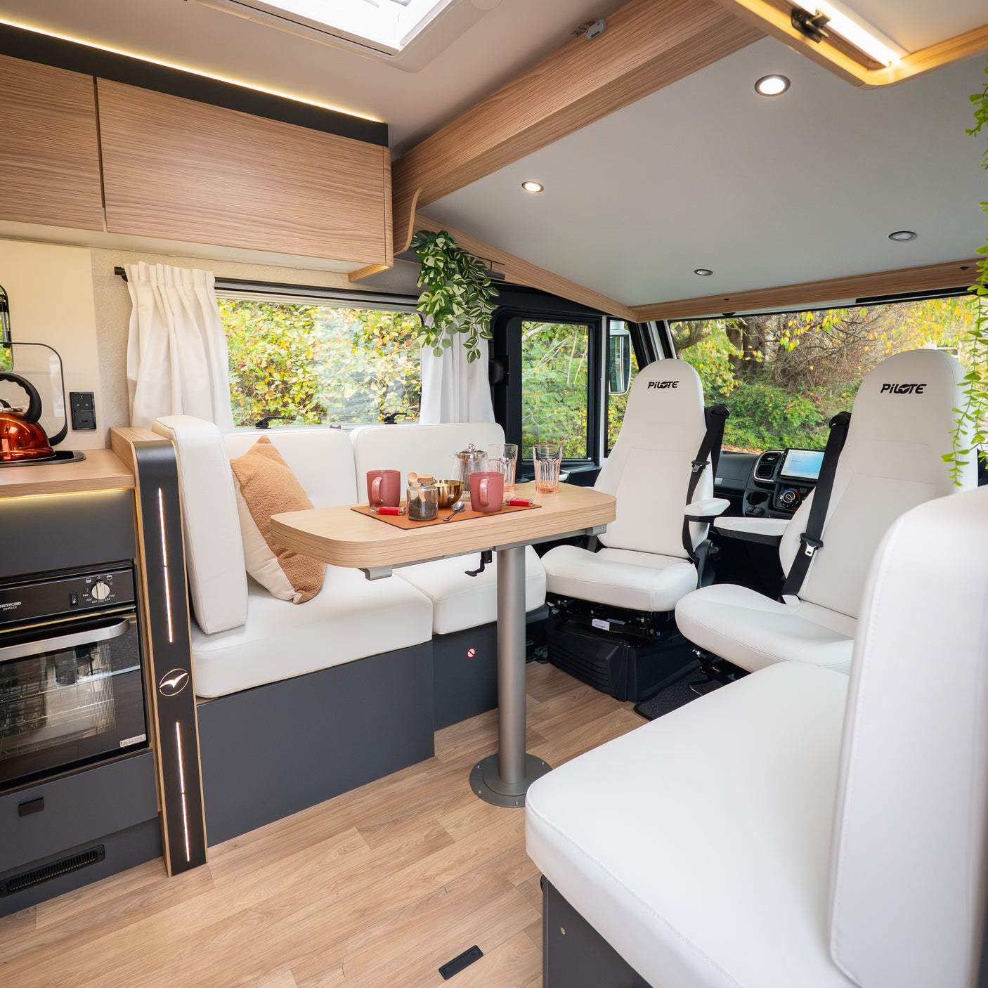 Brand new Automatic Pilote A Class Motorhome