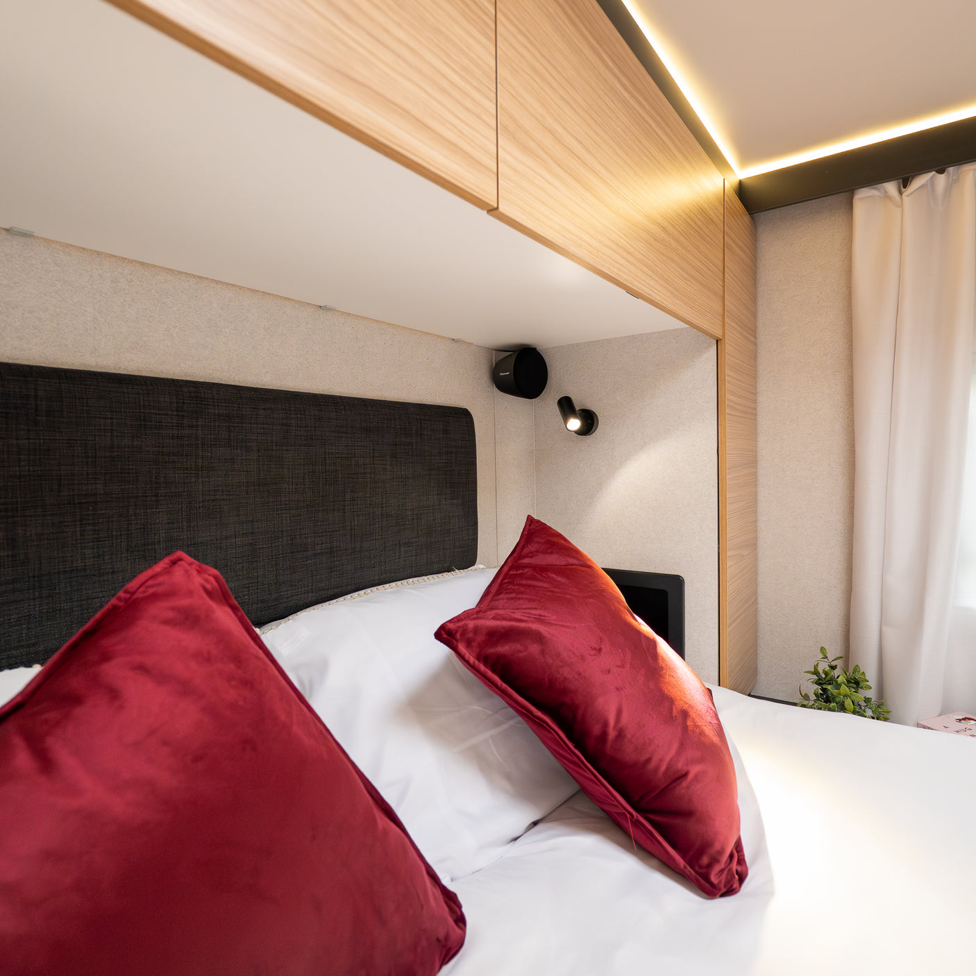 Brand new Automatic Pilote A Class Motorhome