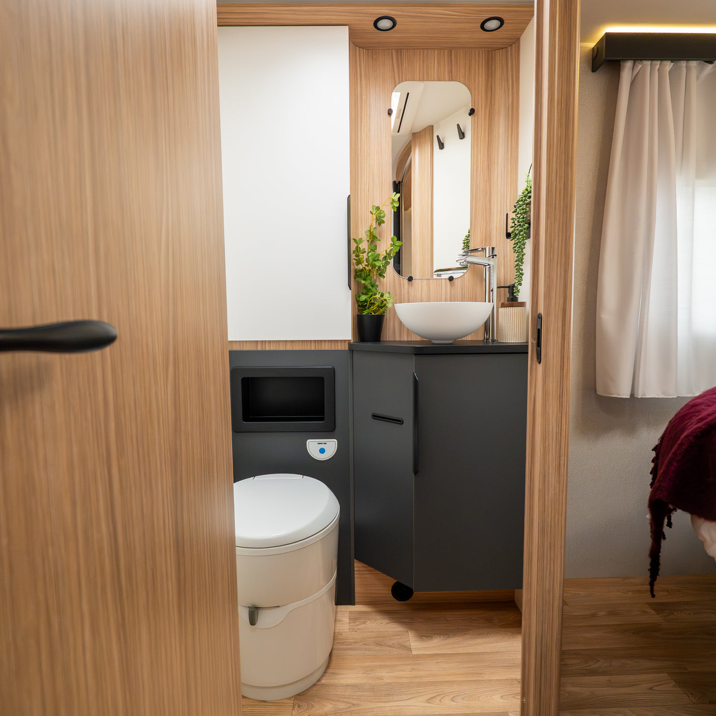 Brand new Automatic Pilote A Class Motorhome