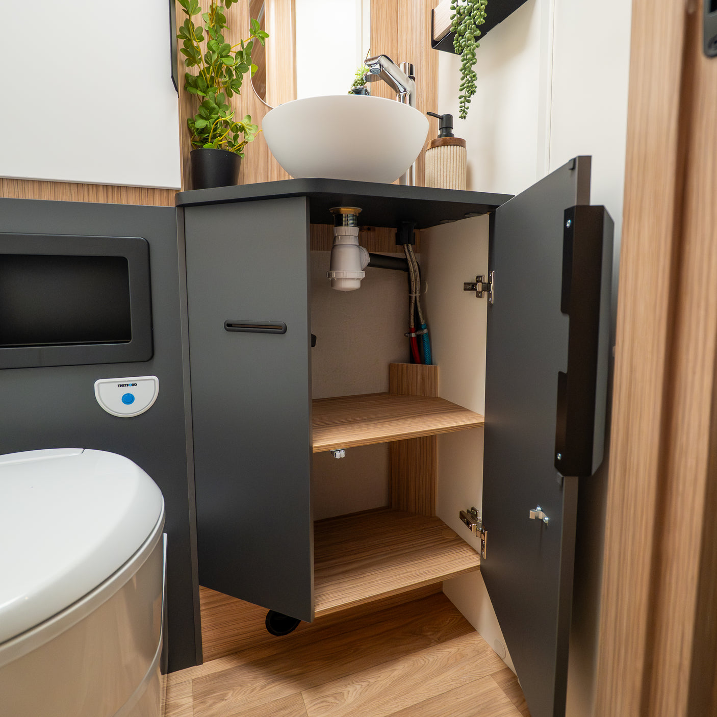Brand new Automatic Pilote A Class Motorhome