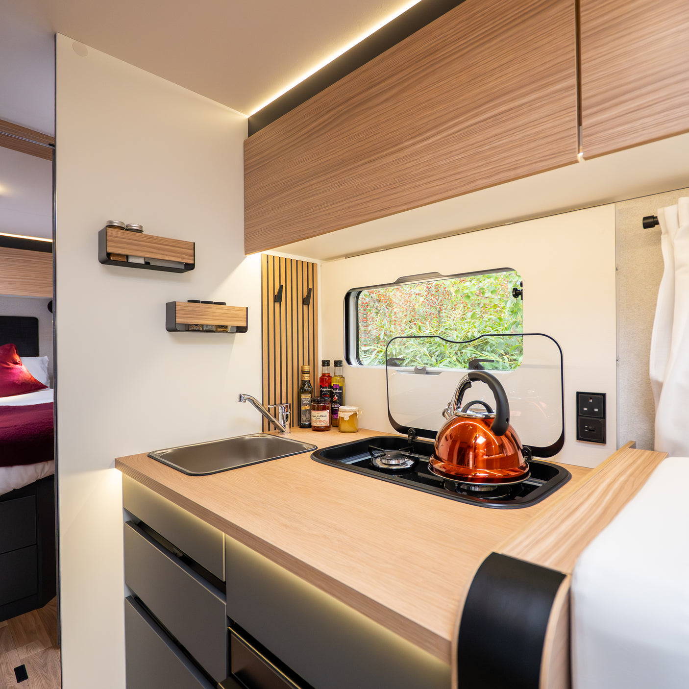 Brand new Automatic Pilote A Class Motorhome