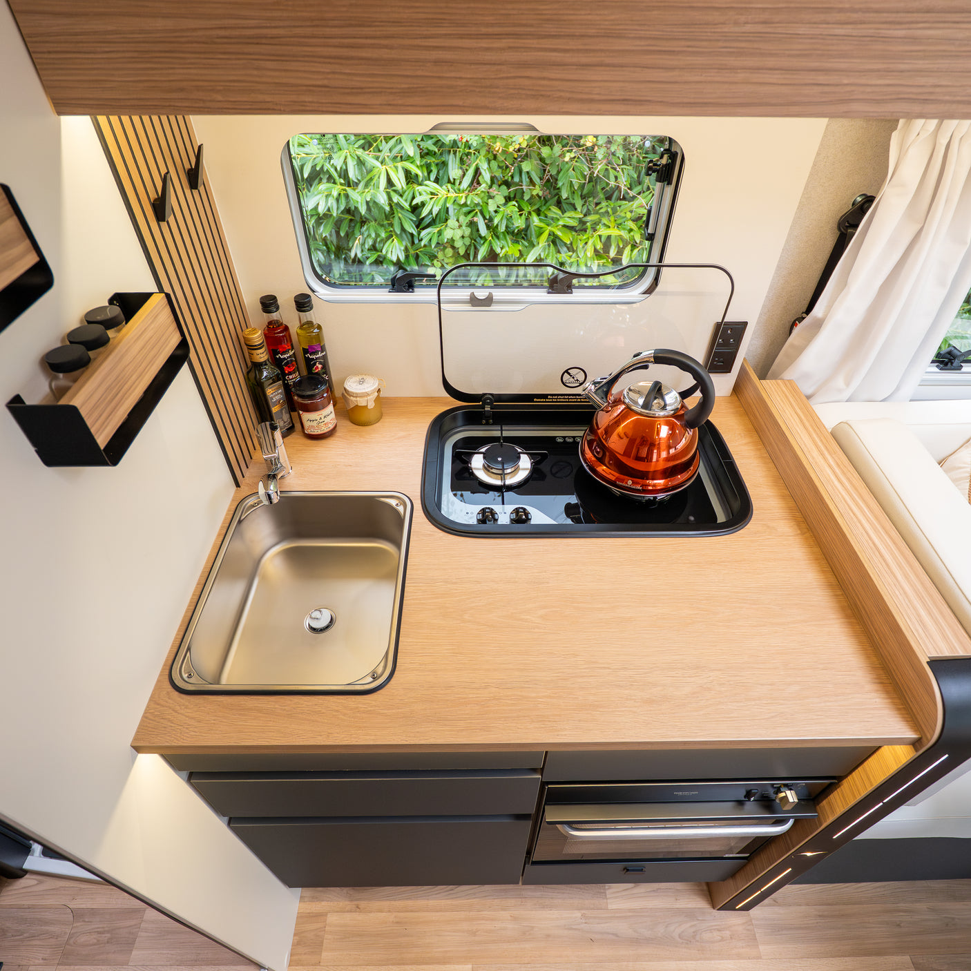 Brand new Automatic Pilote A Class Motorhome