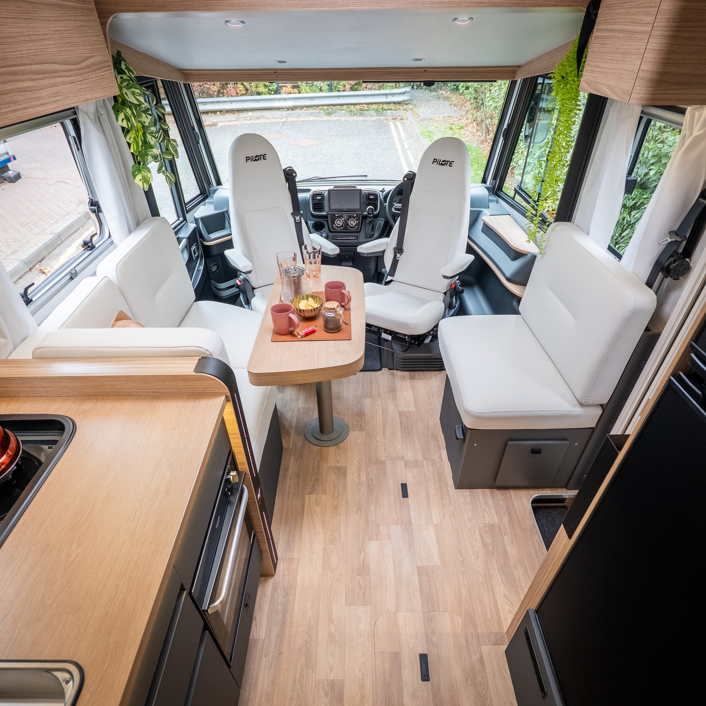 Brand new Automatic Pilote A Class Motorhome