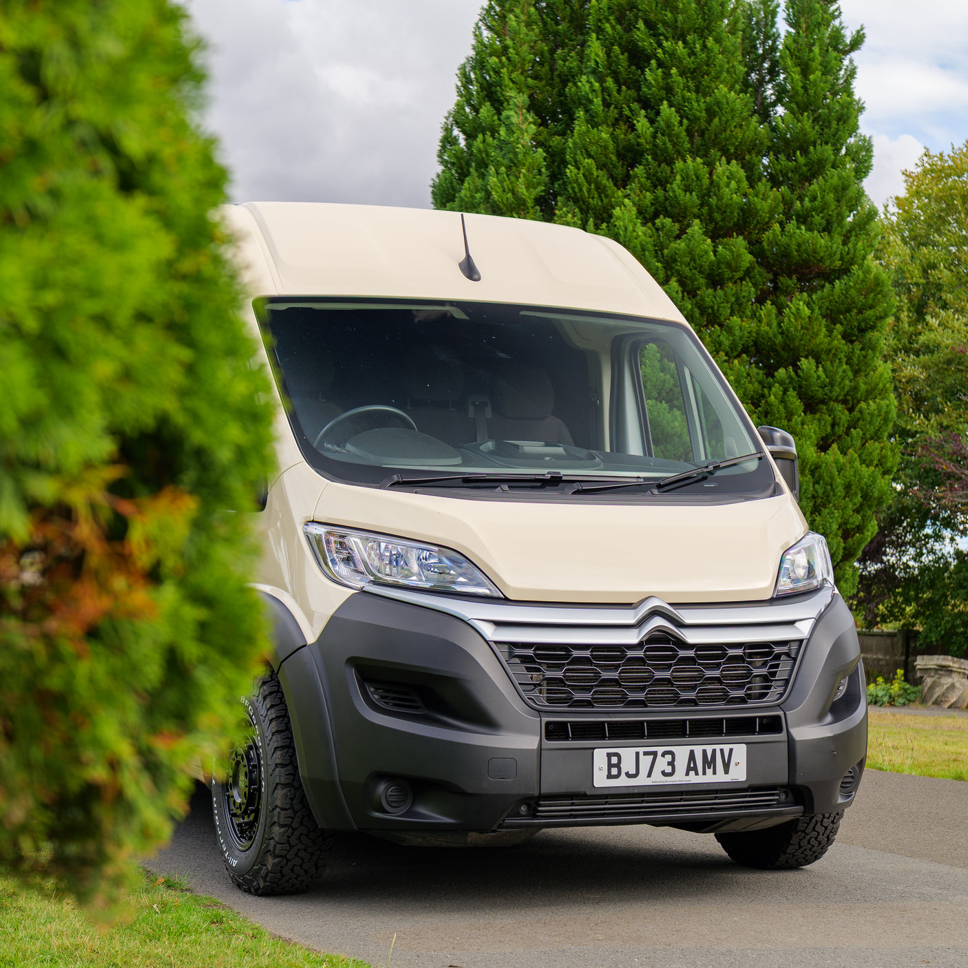 Polly - Fully Off Grid Super Lux 3 berth Campervan + £10,000