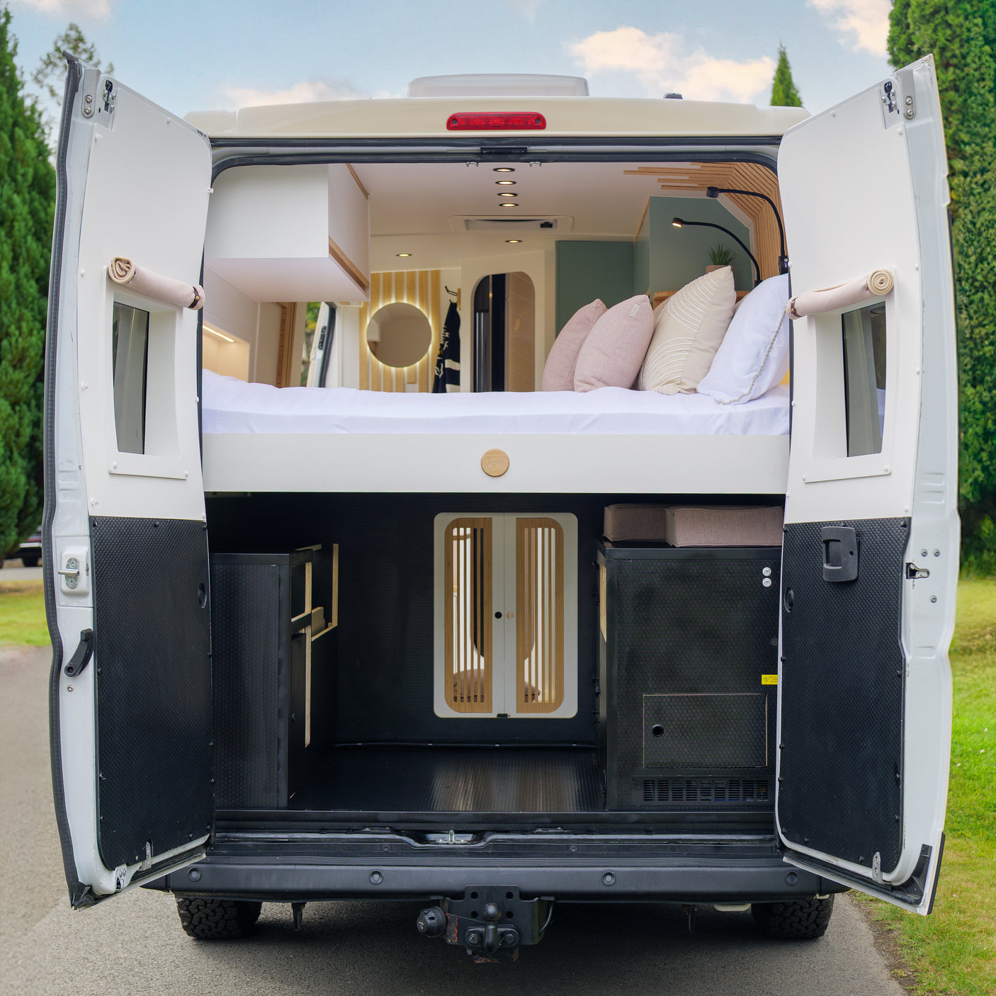 Polly - Fully Off Grid Super Lux 3 berth Campervan + £10,000