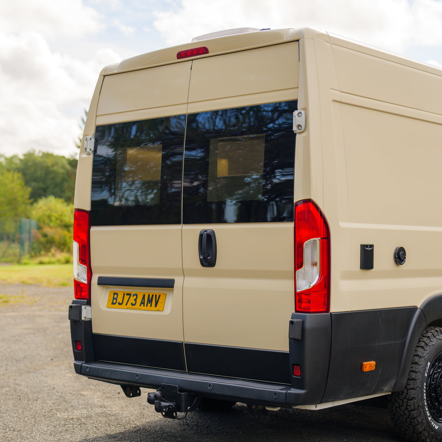 Polly - Fully Off Grid Super Lux 3 berth Campervan + £10,000