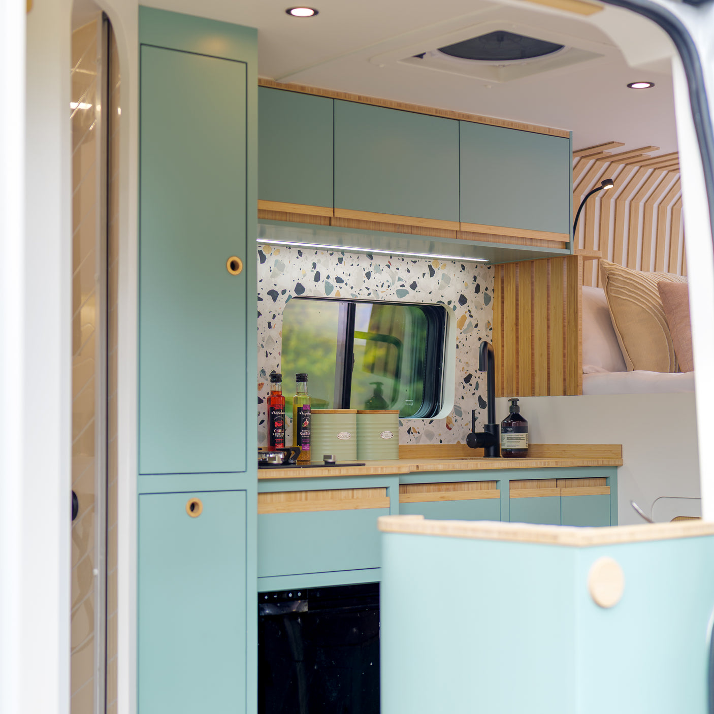 Polly - Fully Off Grid Super Lux 3 berth Campervan + £10,000