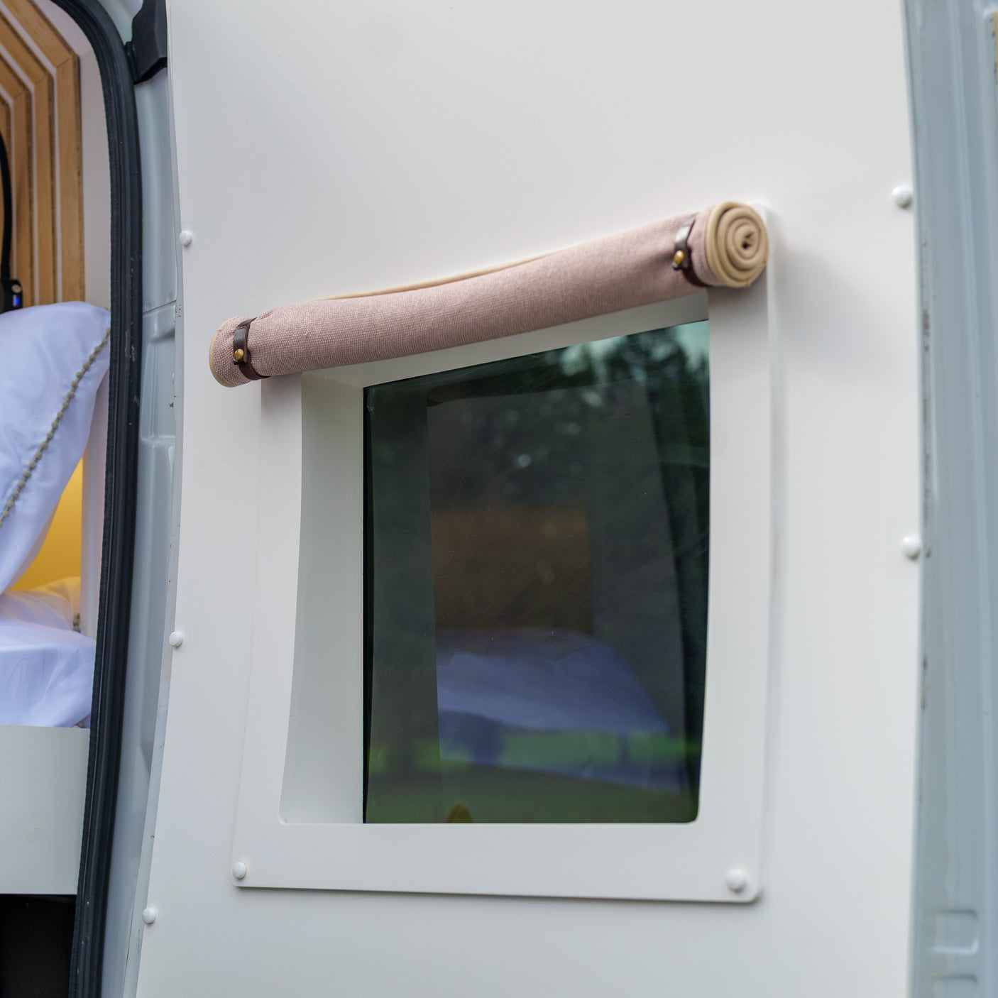 Polly - Fully Off Grid Super Lux 3 berth Campervan + £10,000