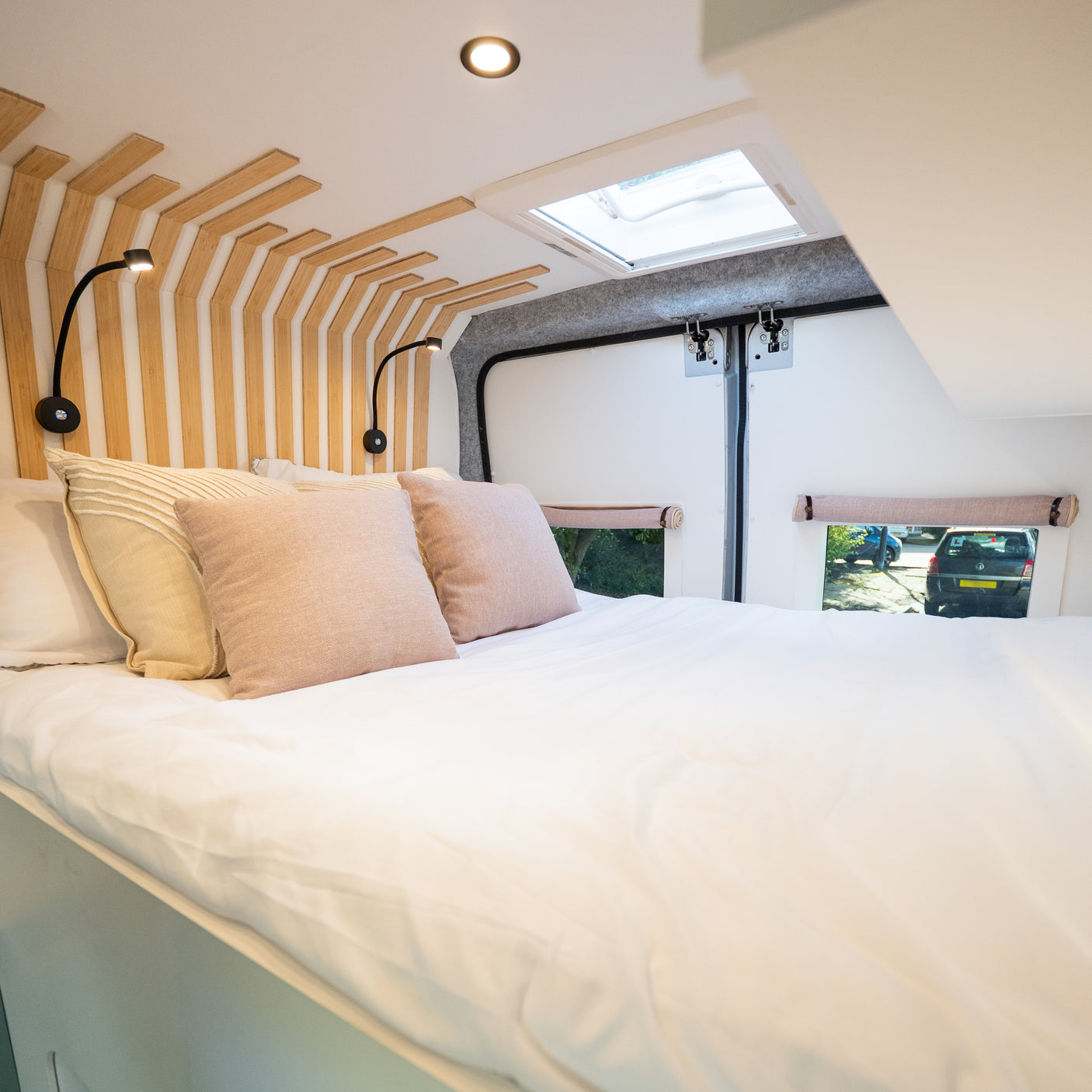 Polly - Fully Off Grid Super Lux 3 berth Campervan + £10,000