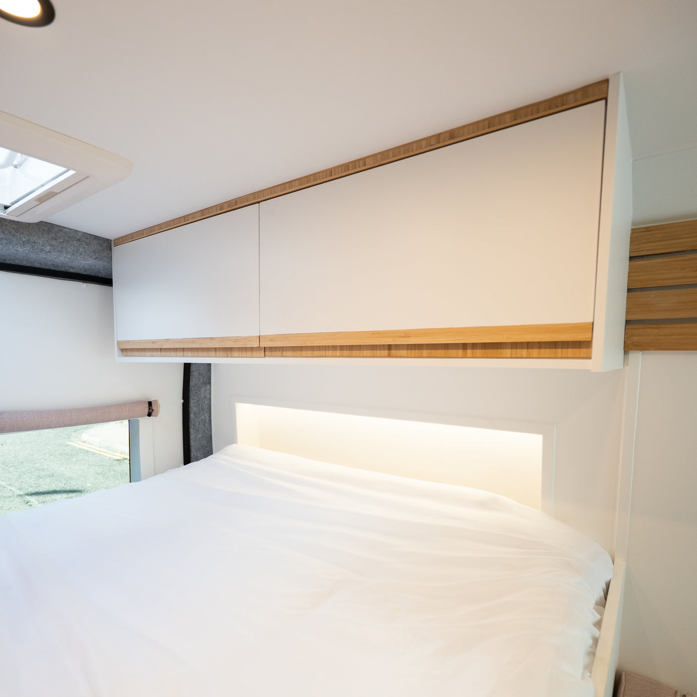 Polly - Fully Off Grid Super Lux 3 berth Campervan + £10,000