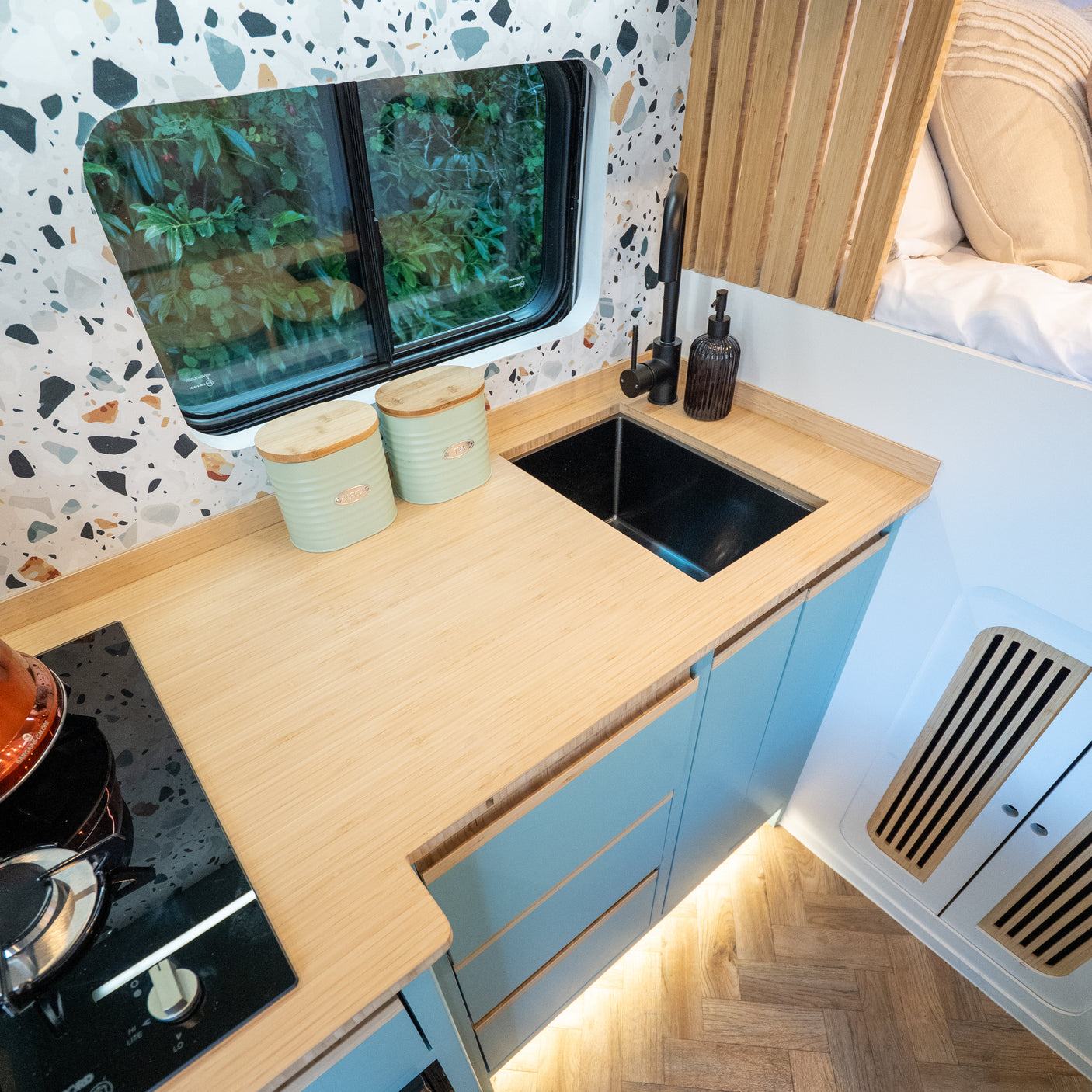 Polly - Fully Off Grid Super Lux 3 berth Campervan + £10,000