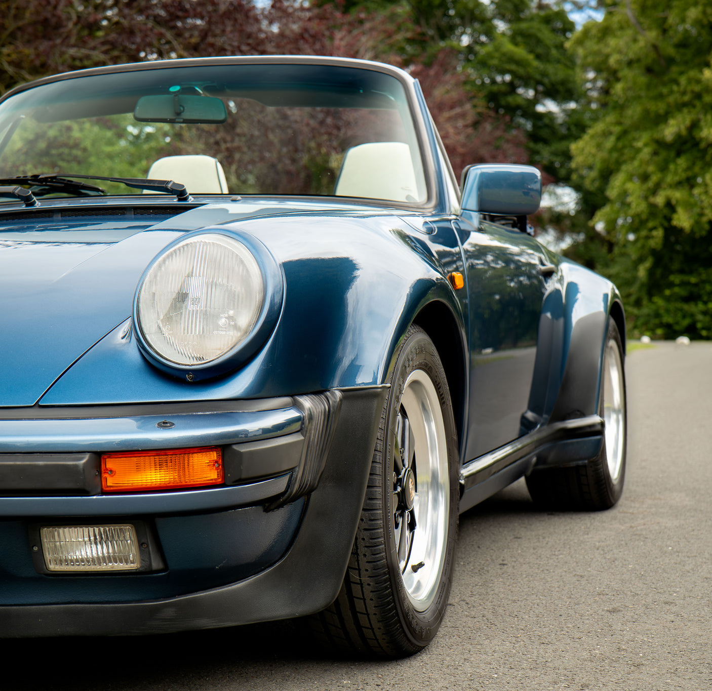 1989 Porsche 911 Super Sport Cabriolet Wide Body + £5000 cash