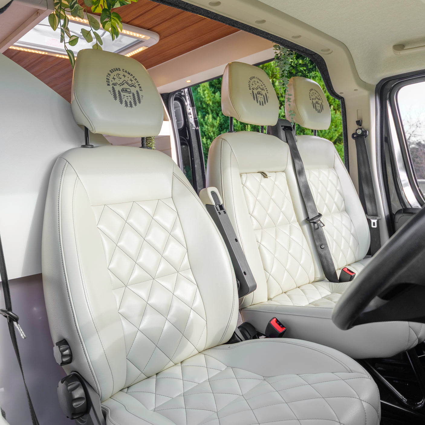 Rebecca - Stunning 3 Berth Off-Grid Camper
